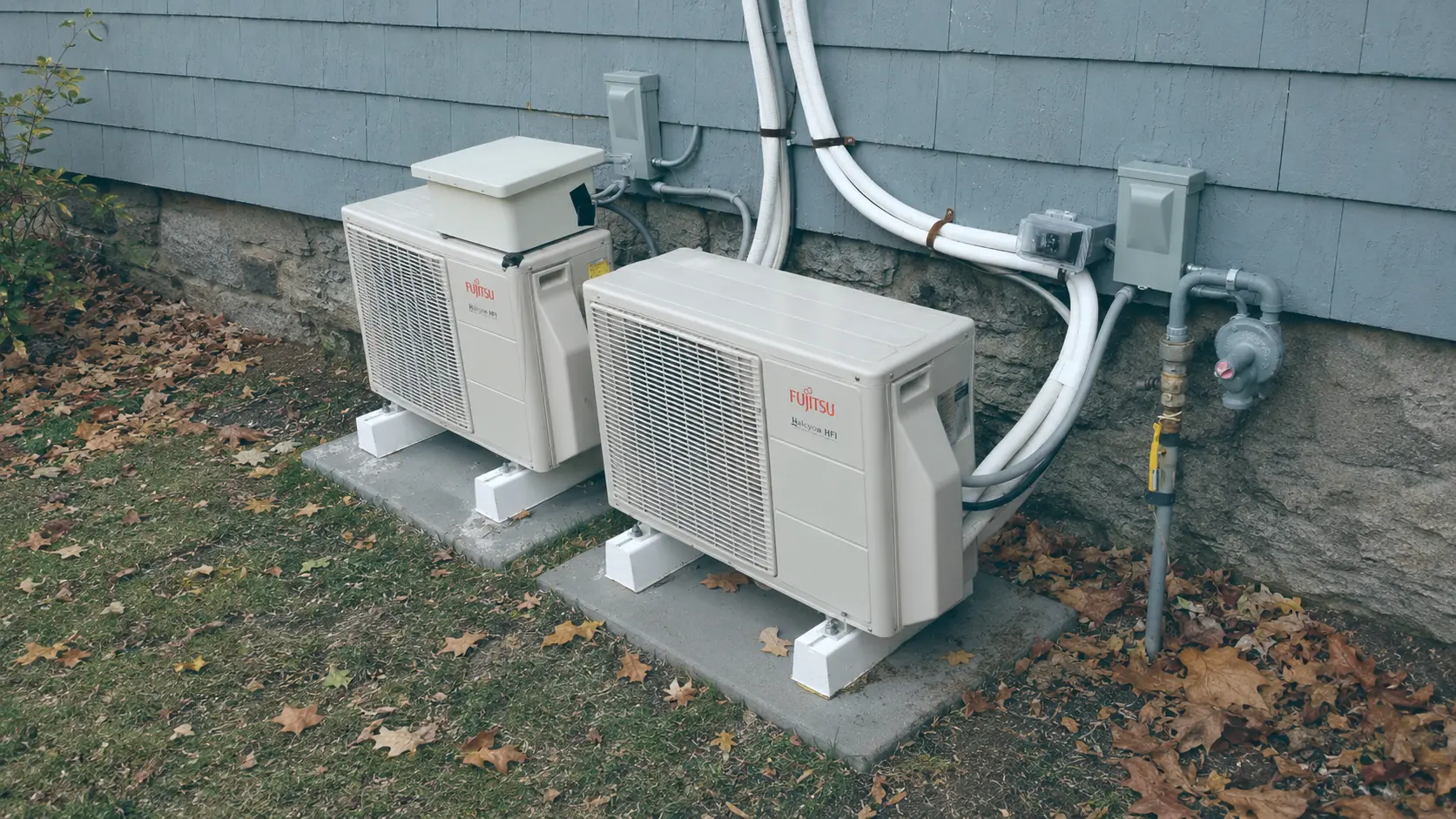 Thermopompe simple zone ou multisplit pour une maison à deux étages à Dollard-des-Ormeaux